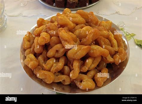  Cibörek: Un Délice Froidement Croustillant et Chaudrement Fondant !